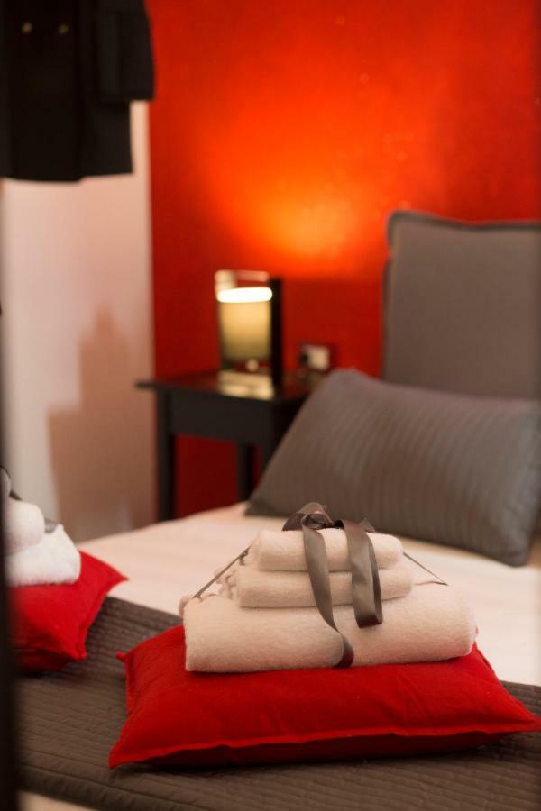 Yhomisus Bed & Breakfast Comiso Exterior photo
